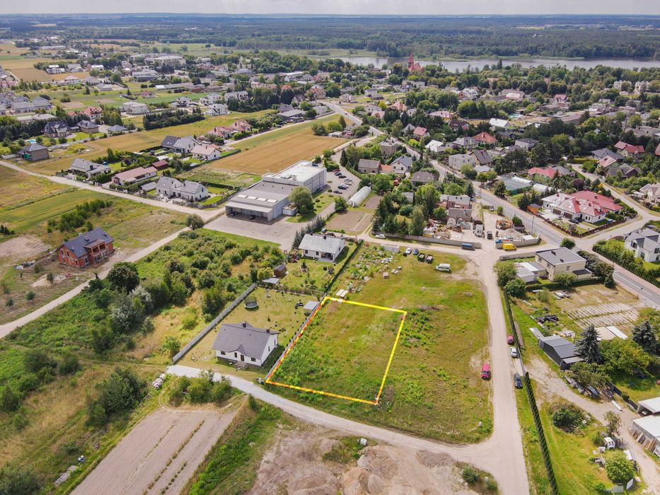 Usługi dronem, dron: filmowanie, fotografia. Nieruchomości, budynki.