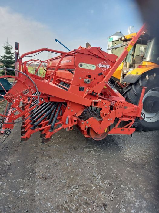 Siewnik kuhn 4m