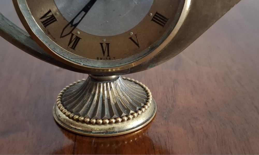 Zegarek Swiza 8 podróżny budzik 8 dniowy sprawny kompletny mosiądz 50r