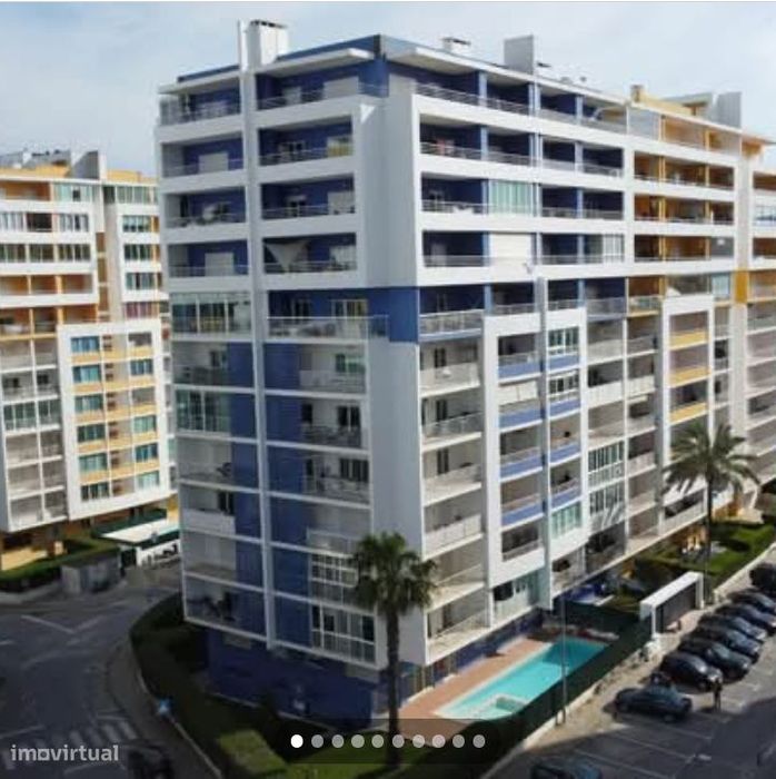 Apartamento T2 com piscina e terraço em Portimão