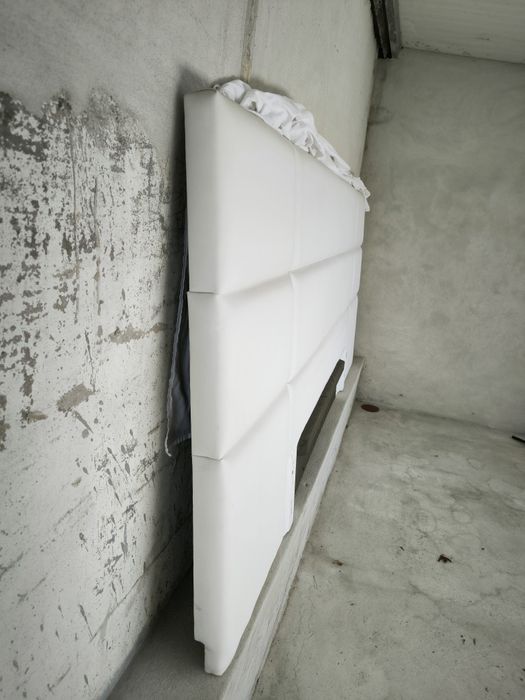 Cabeceira de cama de casal