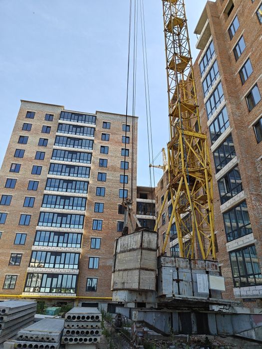 Без Комісії. Продаю 2 кімнатну квартиру