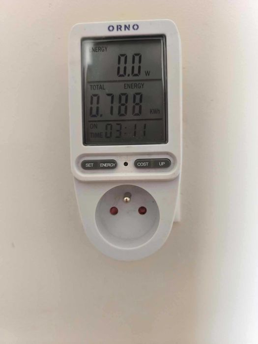 Watomierz miernik licznik poboru zużycia energii prądu