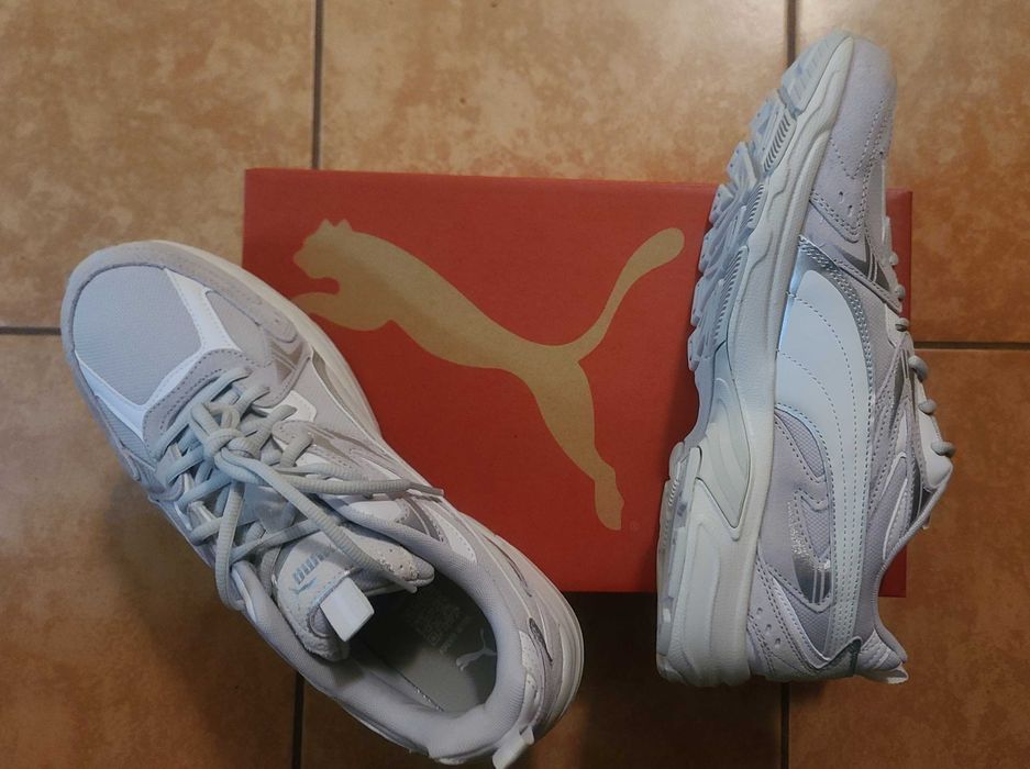 Кросівки PUMA Milenio Tech Suede р.44 устілка 28,5 см сірі