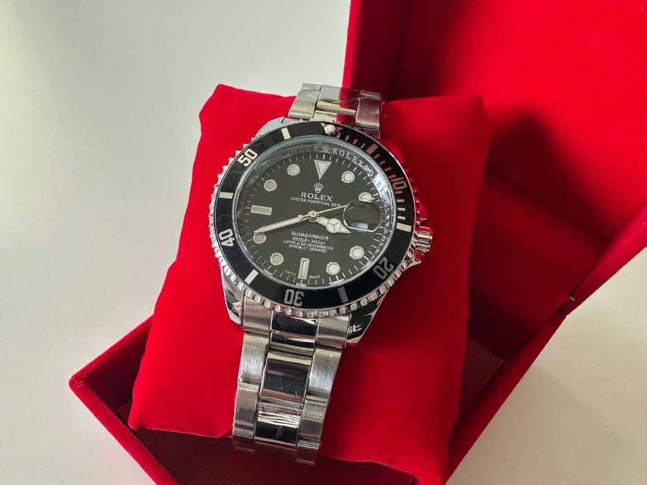 Relógio Rolex Submariner Oyster Perpetual Date Preto Novo