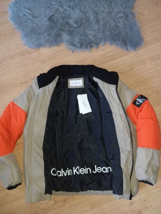 Nowa. Kurtka Calvin Klein