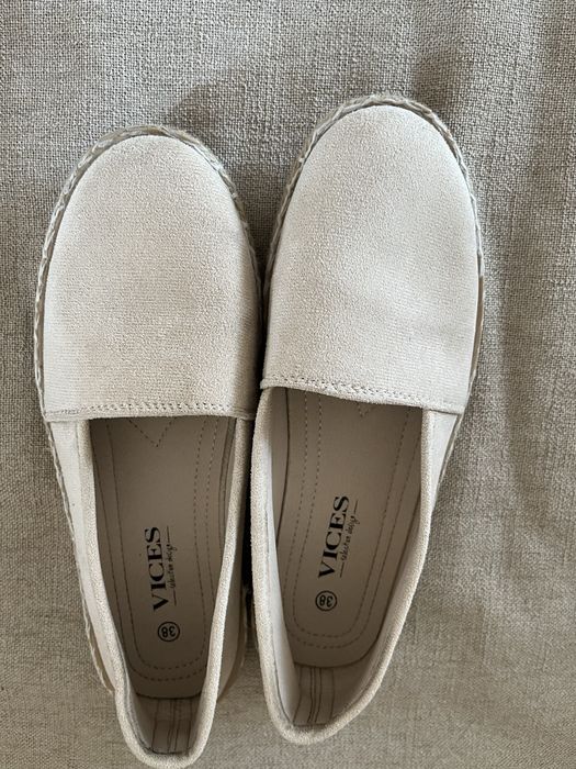 Espadryle beżowe jasne Vices 38 jak nowe