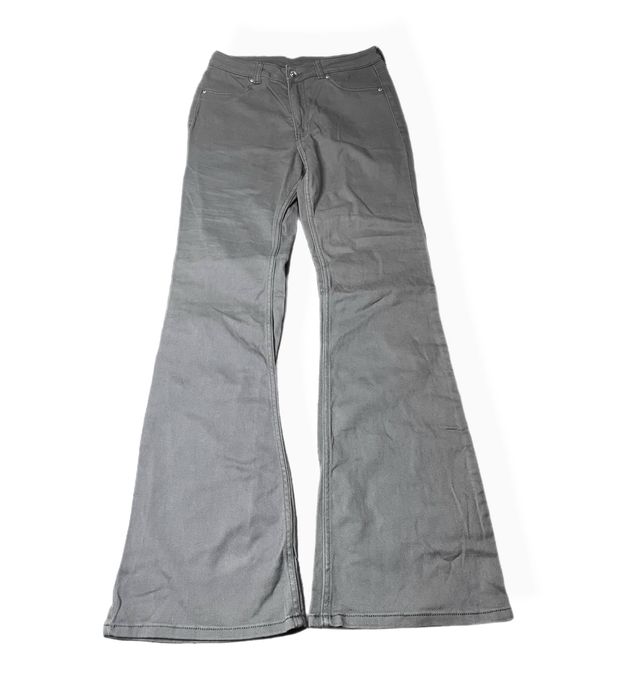 Perfect fit grey flared jeans