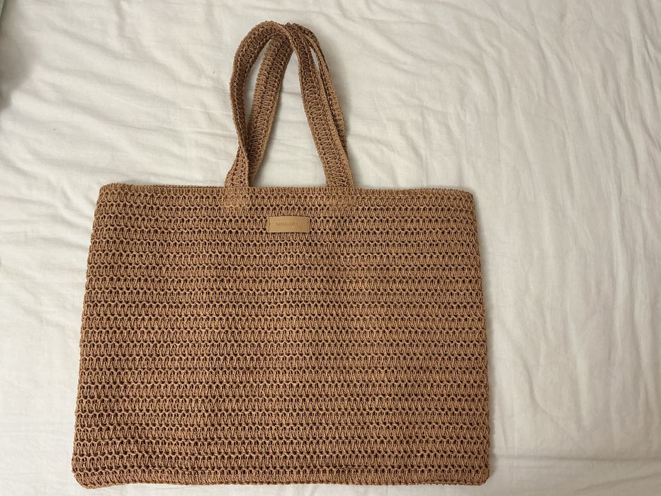 Burberry beauty beach tote bag