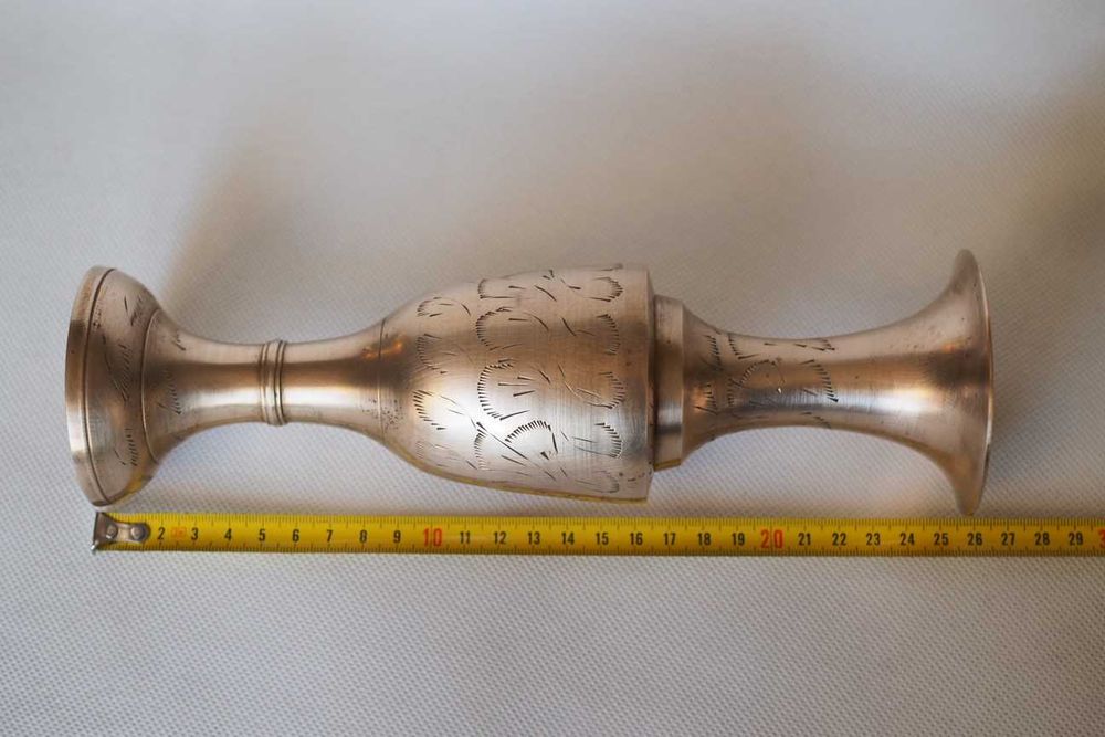 Wazon mosiężny wysoki 25 cm