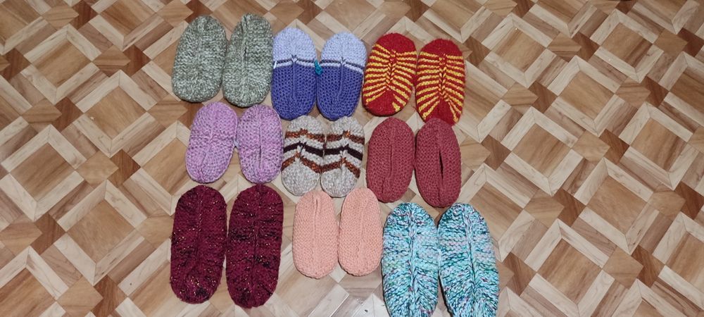 В'язані капці носочки