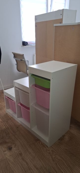 Regał ikea Trofast z pojemnikami(schody)