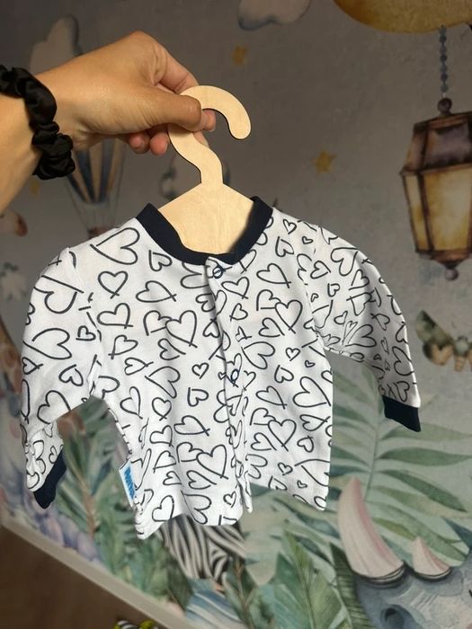 Bluzka dlugi rekaw czarno biala serduszka 56