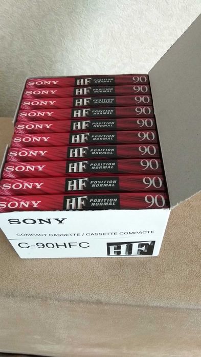 Аудиокассеты Sony HF-90 новые в заводской упаковке.