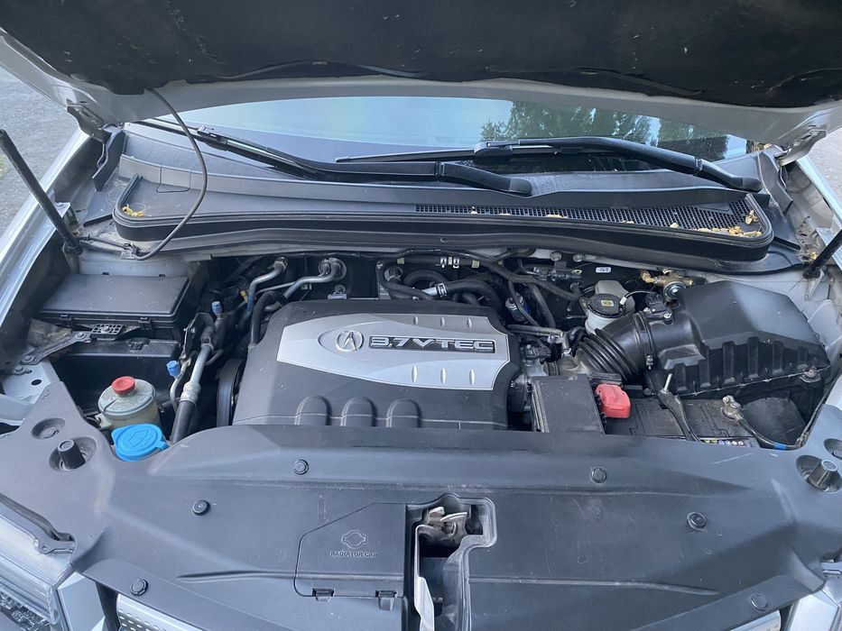 Продам власный автомобиль Акура МДХ 2007 года с оригинальным пробегом