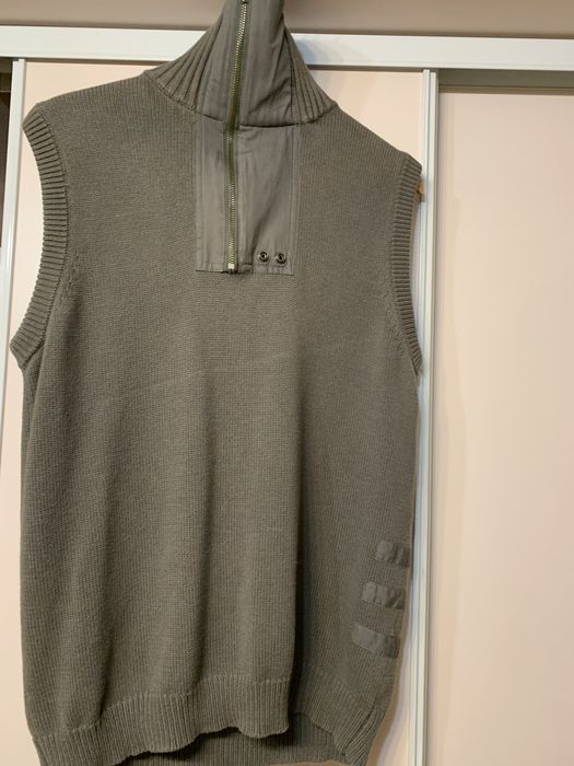 Продам жилет оригінал Італія стан відмінний 10/10