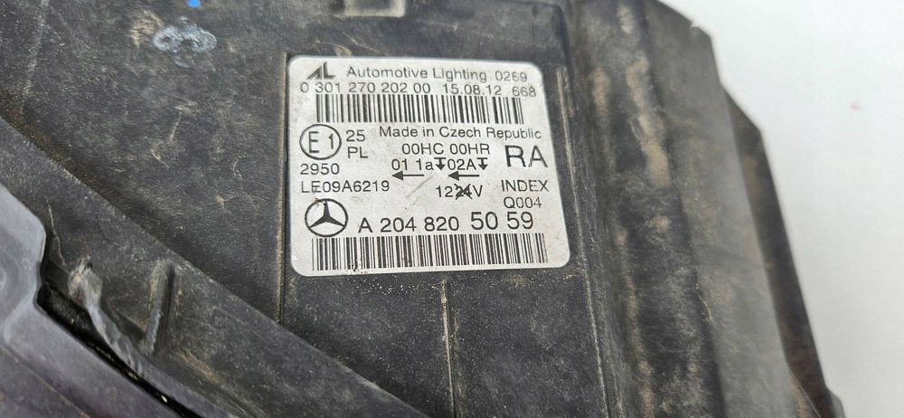 Mercedes C 204 Lift 11- Lampa Prawa Przednia Przód Reflektor 2048205059