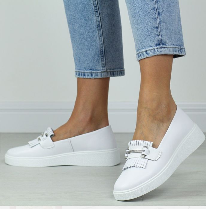 Białe mokasyny S.Barski