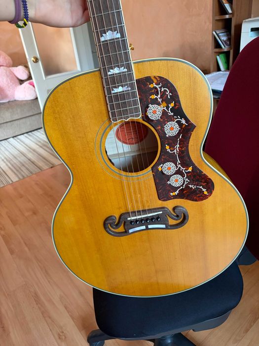 Epiphone Inspired by Gibson Custom 1957 SJ-200