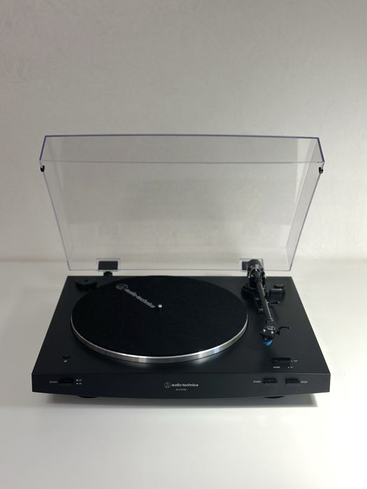 Програвач вінілових дисків Audio-Technica AT-LP3XBT (з Bluetooth)