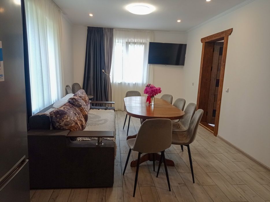 Відпочинок у Карпатах котедж на 6-9 людей