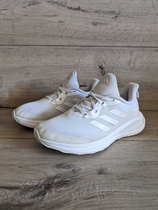 Белые кроссовки б/у Адидас Adidas FortaRun K 34 р 22.5 см