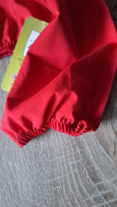 Bluzka czerwona 152 marki Zibi