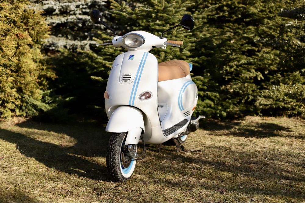 Skuter Piaggio Vespa ET4 50/125 kat AM / bez prawka na dowod