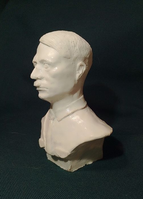 Бюст Гитлера коллекция