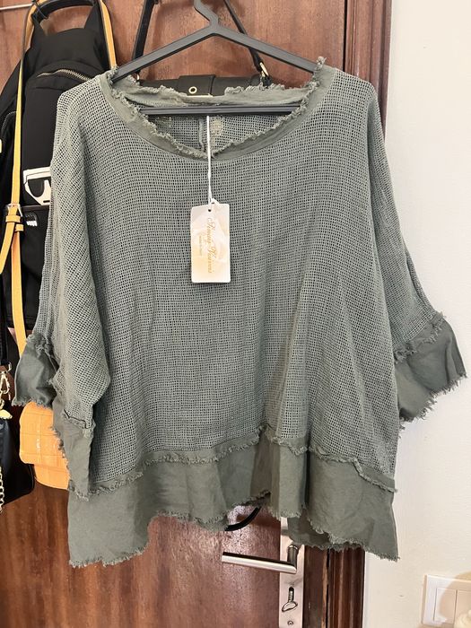 Blusa verde com rede