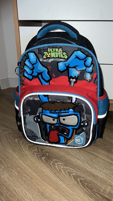 Школьный рюкзак