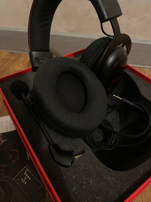 Игровые наушники с микрофоном HyperX Cloud 2
