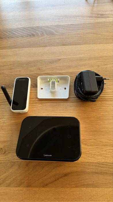 Termostat internetowy Salus it500