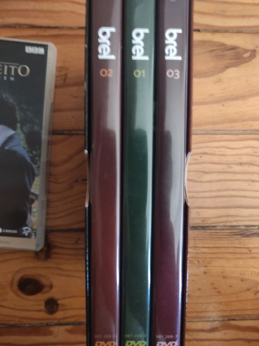 DVD colecções brideshead, mansfield, feira das vaidades, maigret, etc