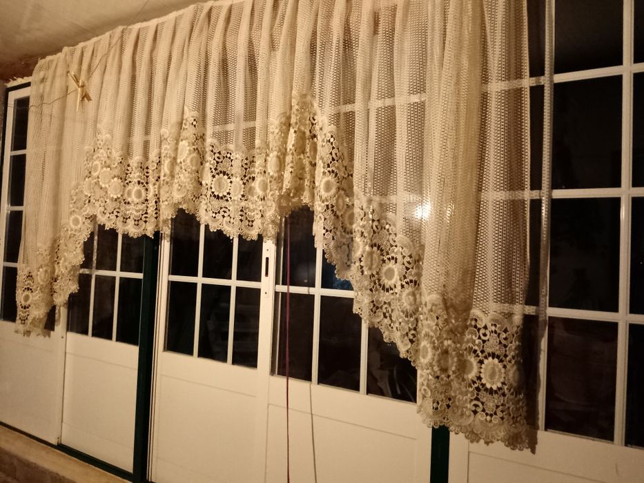 Cortinas Antigas em Renda