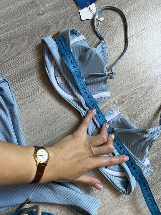 Купальник, новий, вказано розмір С, але по факту більший.