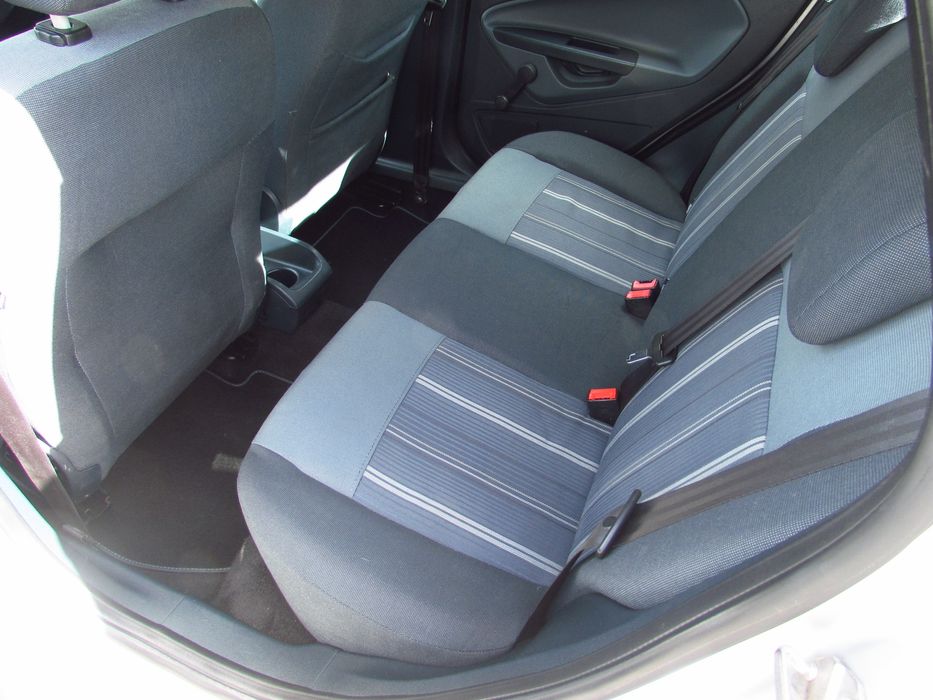 Ford Fiesta 1.25 como novo