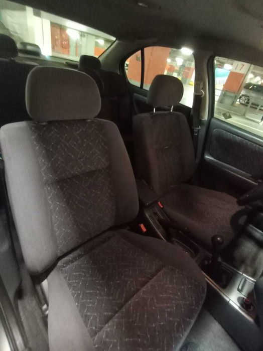 Vendo Nissan primeira em excelente Estado