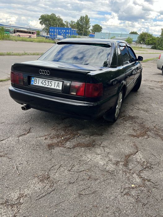 Продам AUDI A6C4 авто вкладень не потребує.