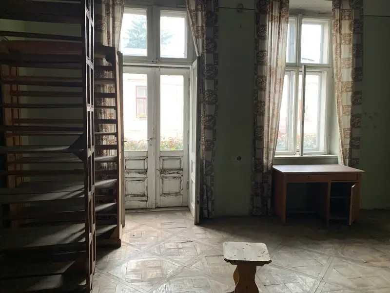 нежитлове приміщення вул. Кобилянської Ольги, 23 м.Чернівці - View 4