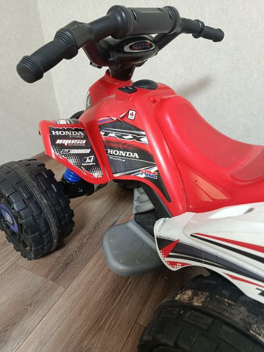 Дитячий акумуляторний квадроцикл Honda