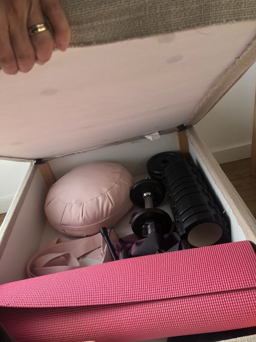 Pousa pés+forro IKEA KIVIC