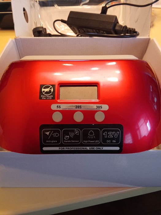 Професійна Ультрафіолетова led лампа