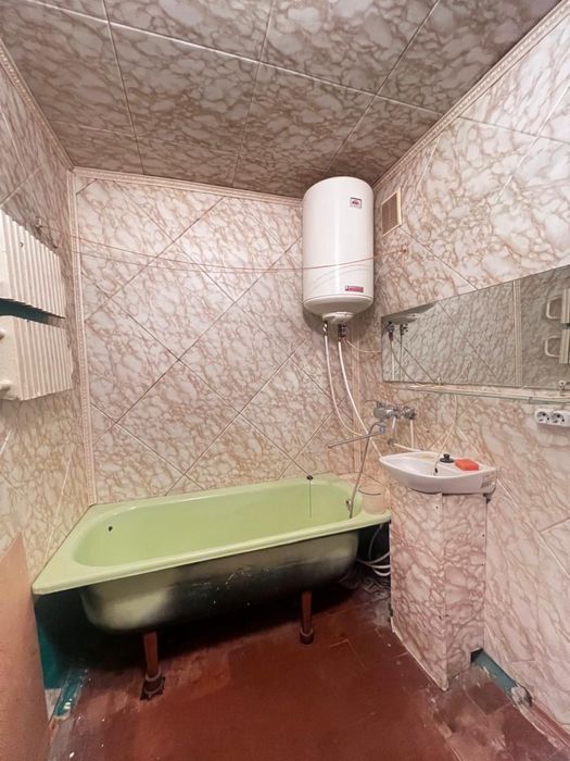 Продам 4х ком.квартиру ул.Рекордной,44 квартал