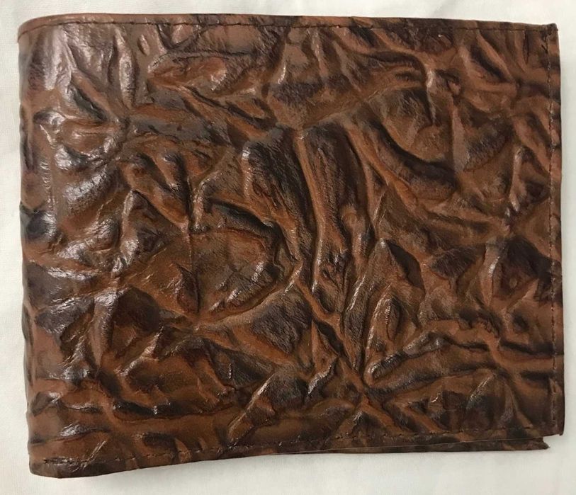 Продам портмоне из кожи крокодила