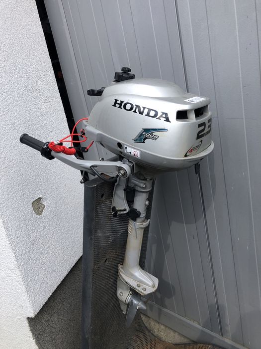Silnik zaburtowy Honda 2.3 stopa S 4T