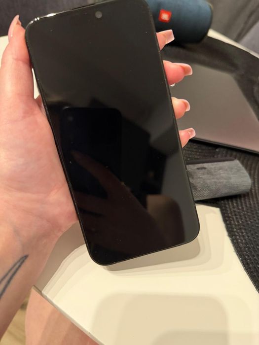 15 pro max черный в идеальном состоянии, 256 гб