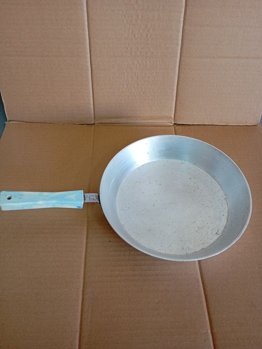 Продам сковорода Алюмінієва ще колишня