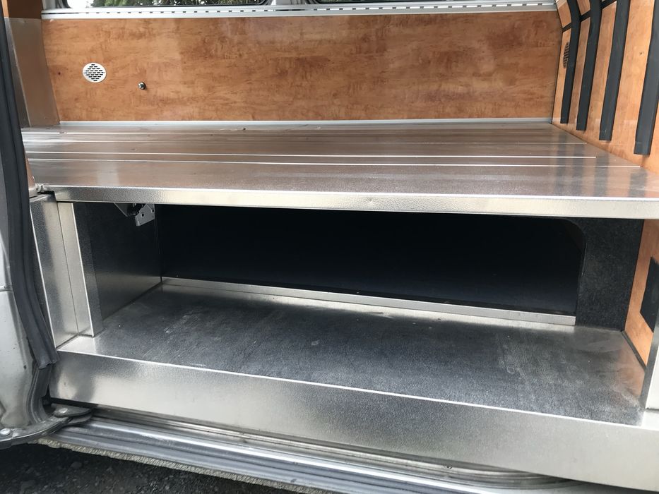 Mercedes Vito w639 transport plyty Camper wnetrze szyny