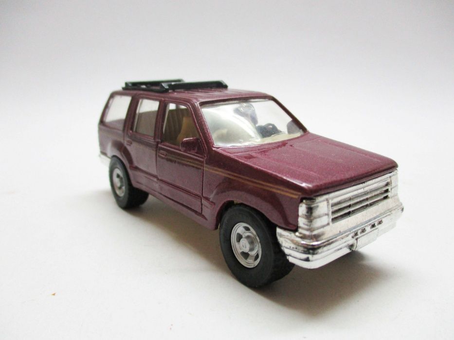 Carros miniaturas de coleção